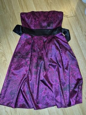 Ricki's Plum Brocade Strapless Dress with Black Accents Size 8